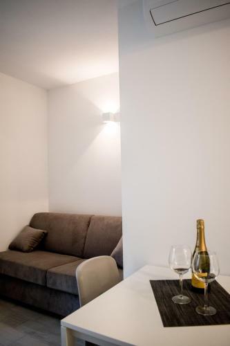 C� Rita Apartments