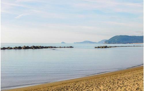 Beautiful Home In Marina Di Carrara With 2 Bedrooms