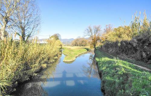 Beautiful Home In Marina Di Carrara With 2 Bedrooms
