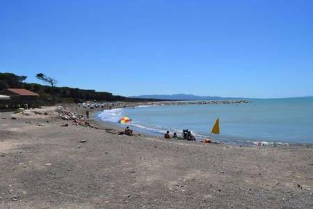 Apartamento Appartamento A Cecina Mare