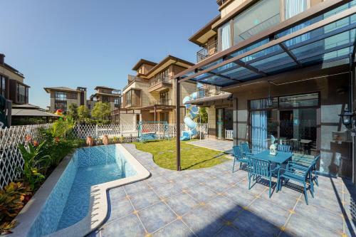 Shang Jia Li Villa