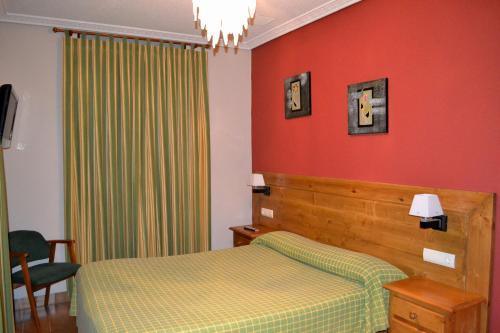 Hostal Aribel Longinos