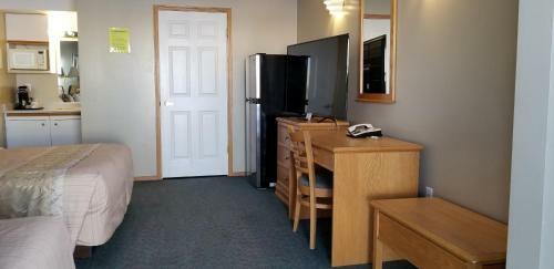 Athabasca Lodge Motel