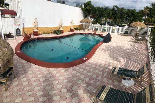 Bali Hai Motel