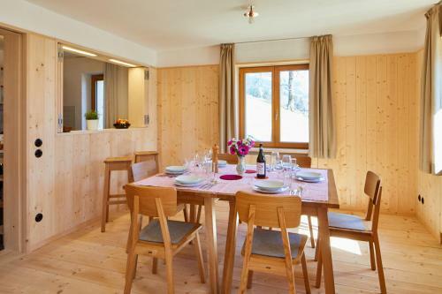 Apartamentos Atmos Ferienvermietung Wiesh�tten