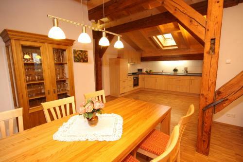 Apartamentos Ferienwohnungen Hennenm�hle