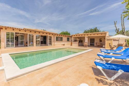 Acogedora Finca Con Piscina