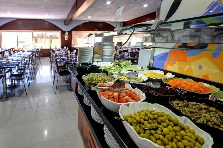 Apartamentos Turisticos Marina D�or 2a Linea