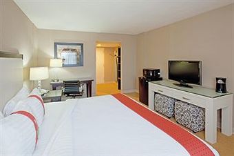 Holiday Inn Boston - Dedham Hotel & Conference Center