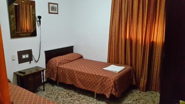 Hostal Pensi�n Los Faroles