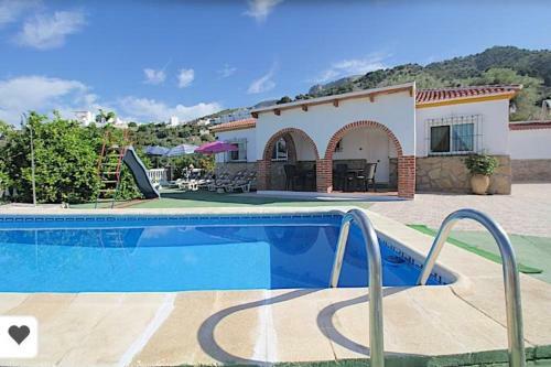 Villa Mar�n