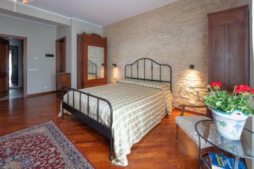 Lumia Luxury Apartments