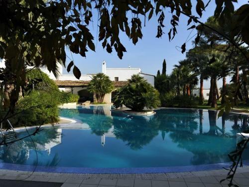 Spacious Holiday Home In Massafra With Private Pool