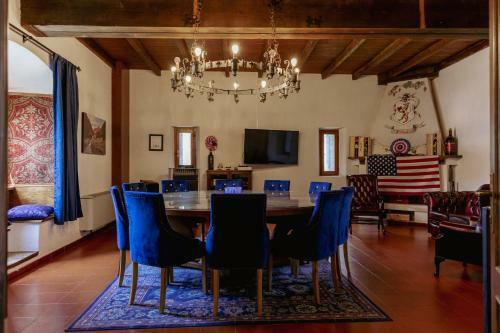 Villa Castello Del 1100 Con Vista E Jacuzzi In Valtellina