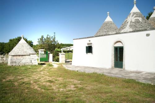 I Trulli Dell'aia In Santalachicca Farm