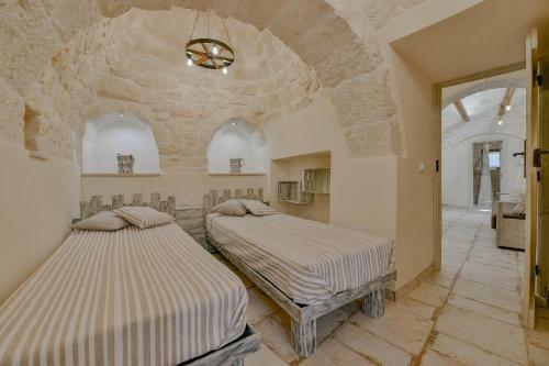 Villa Trulli Coleb� Con Piscina