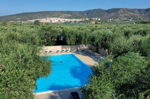 Saracena Holiday Home With Private Beach And Swimming Pool