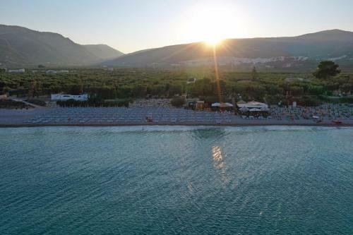 Holiday Apartment Orchidea With Swimming Pool And Private Beach