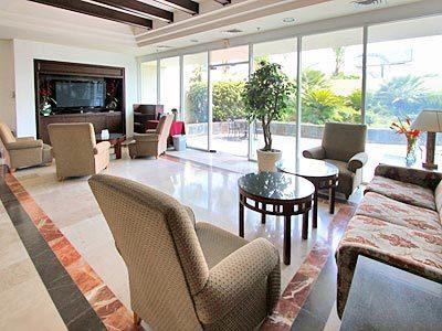 Aparthotel Quality Inn Monterrey La Fe