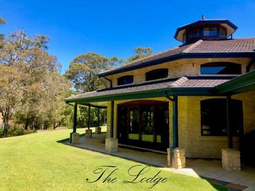 Hotel Harmony Forest Cottages