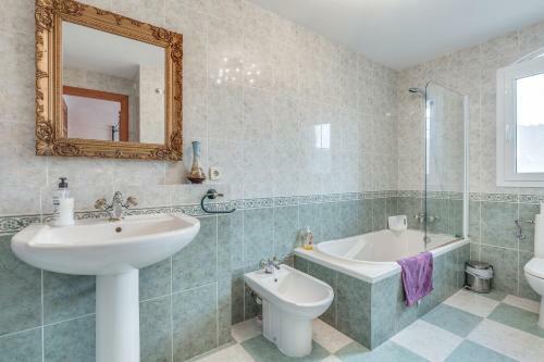 Villa Holiday Home Ran De Mar