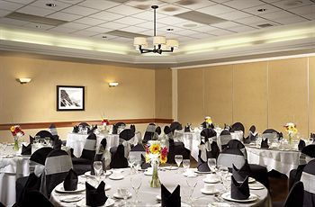 Hotel Four Points By Sheraton Edmonton South