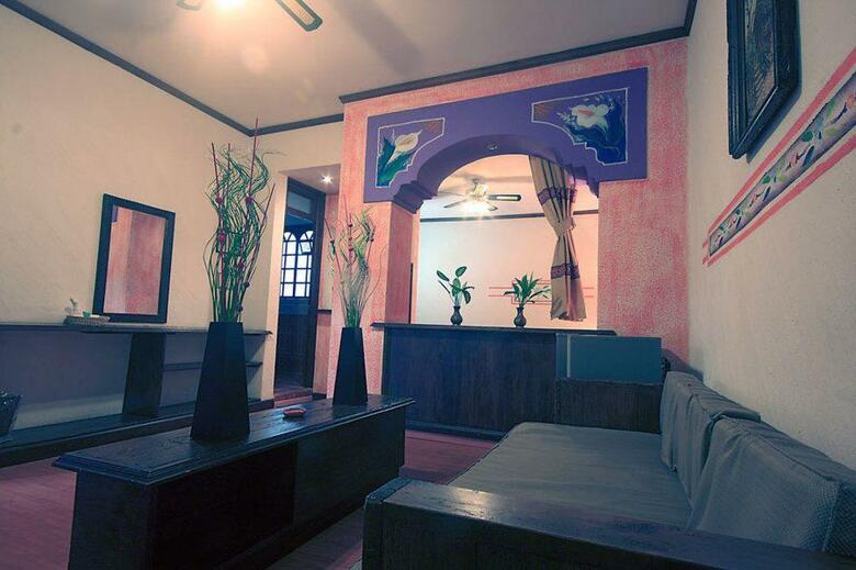 Hotel Regis