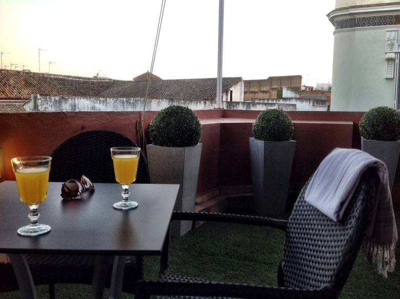C&l Quintana By Life Apartments