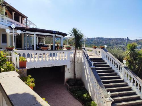 Villa Giulia Upto 12people Overlooking Capri