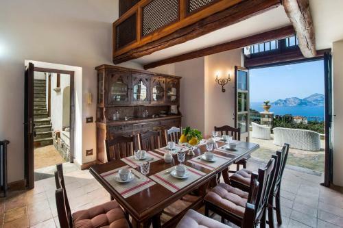 Villa Lubrense Luxury Home