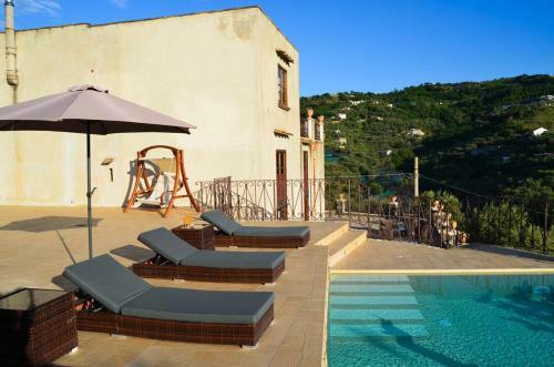 Villa Lubrense Luxury Home
