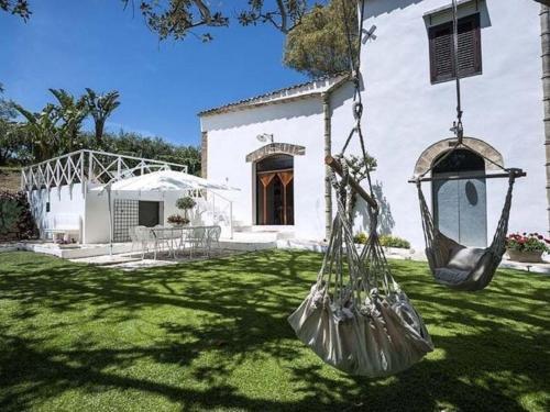 Inviting Holiday Home In Marsala With Private Pool