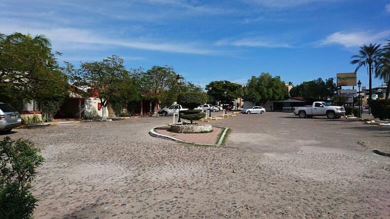 Hotel Bugambilia