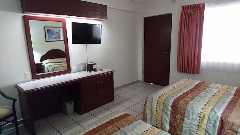 Hotel Bugambilia