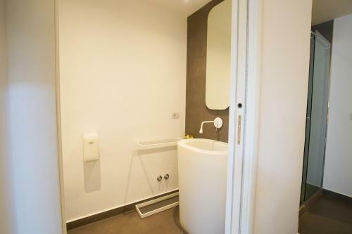 Hostal Le Stanze Di Piazza Cairoli