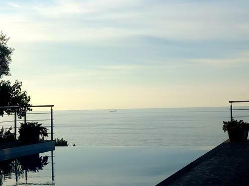 Villa The Cliff House