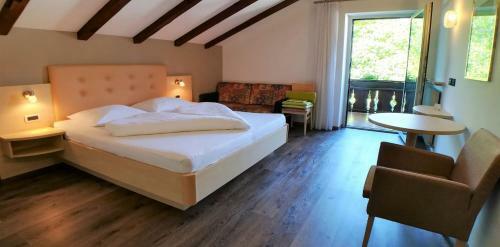Apartamento Garni Sirmian Ferienwohnung A
