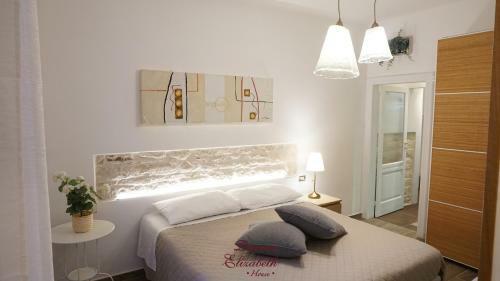 Hostal Dimora Elizabeth II