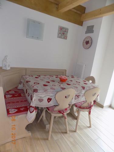 Apartamento Genzianella Mansarda Molveno-andalo