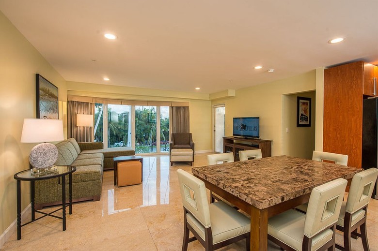 Las Olas Royal Beach Apartments