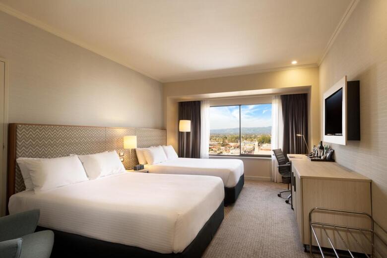 Hotel Stamford Grand Adelaide