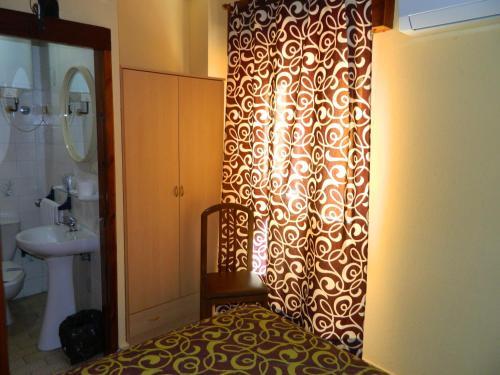 Hostal La Esteponera