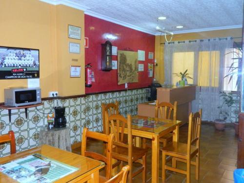 Hostal La Esteponera