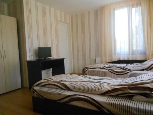 Hostal Nenchova Guest House