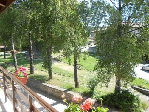 Hostal Nenchova Guest House