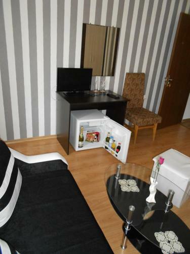 Hostal Nenchova Guest House