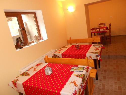 Hostal Nenchova Guest House