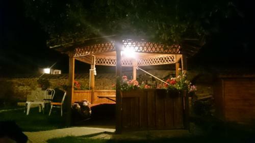 Hostal Nenchova Guest House