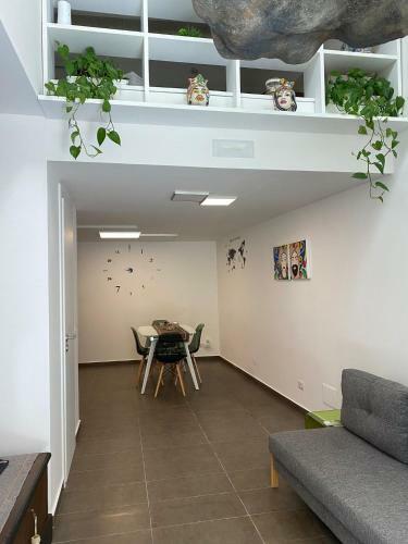 Giglio Home