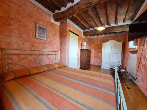 Charming Holiday Home In Camaiore With A Private Pool